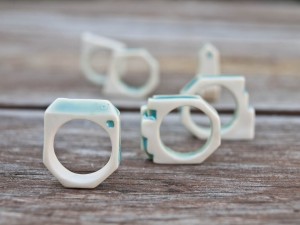 anillos porcelana. los anillos contorno